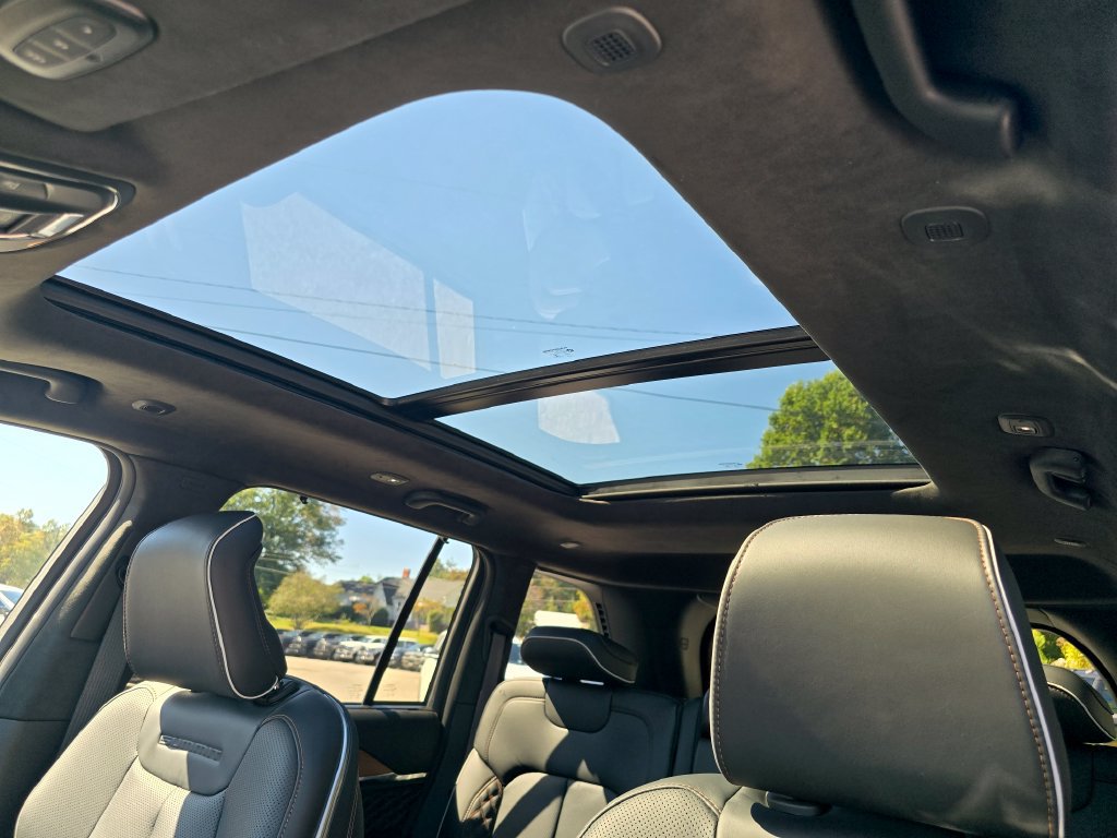 New 2027 Jeep Grand Cherokee Summit AWD/4WD image 12