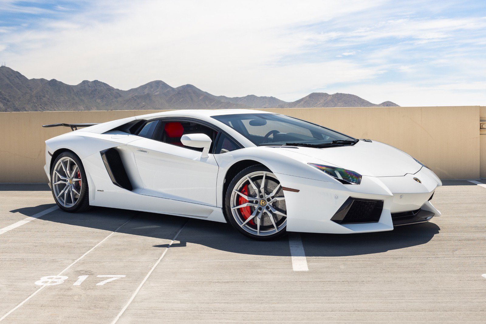 Used 2015 Lamborghini Aventador LP 700-4 AWD/4WD image 4