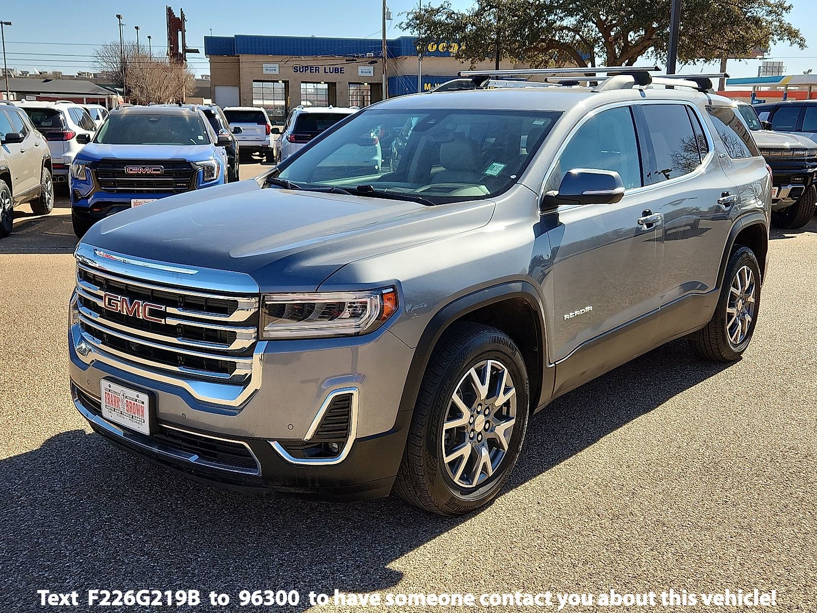 Used 2022 GMC Acadia SLT w/ Technology Package image 1