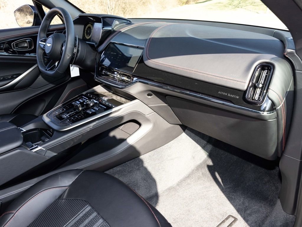 New 2026 Aston Martin DBX 707 image 63