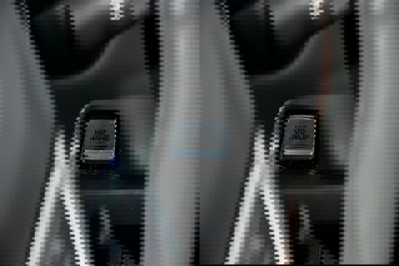 Used 2021 Chevrolet Camaro ZL1 image 31