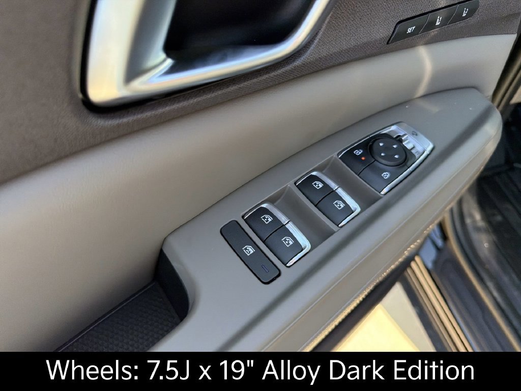 New 2027 Kia Carnival SX FWD image 17