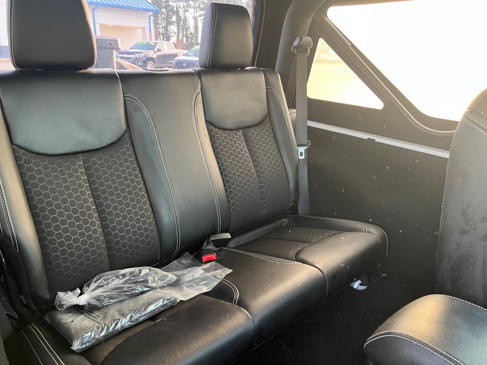 Used 2018 Jeep Wrangler Sport image 33