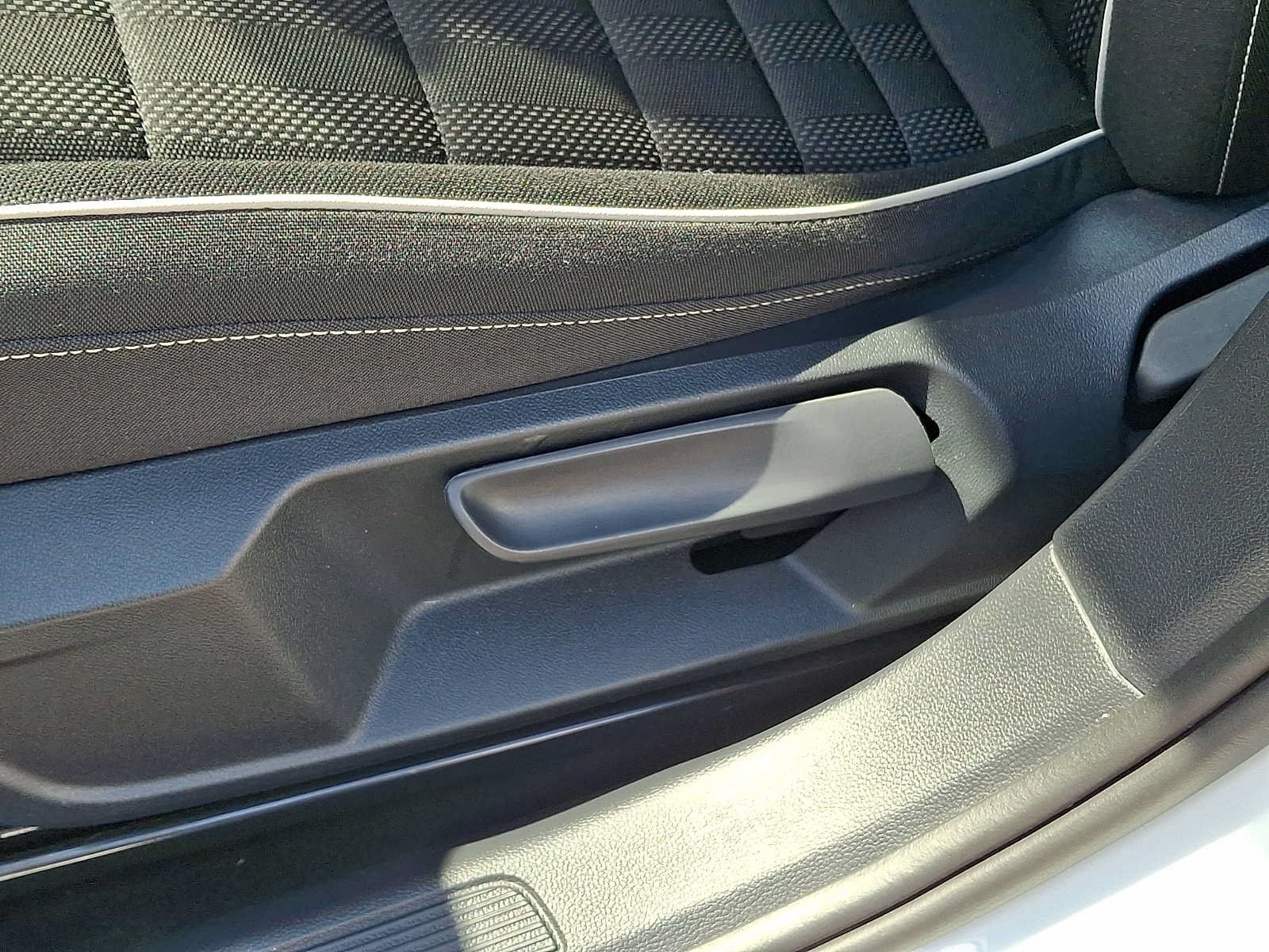 Certified 2024 Volkswagen Jetta Sport FWD image 12