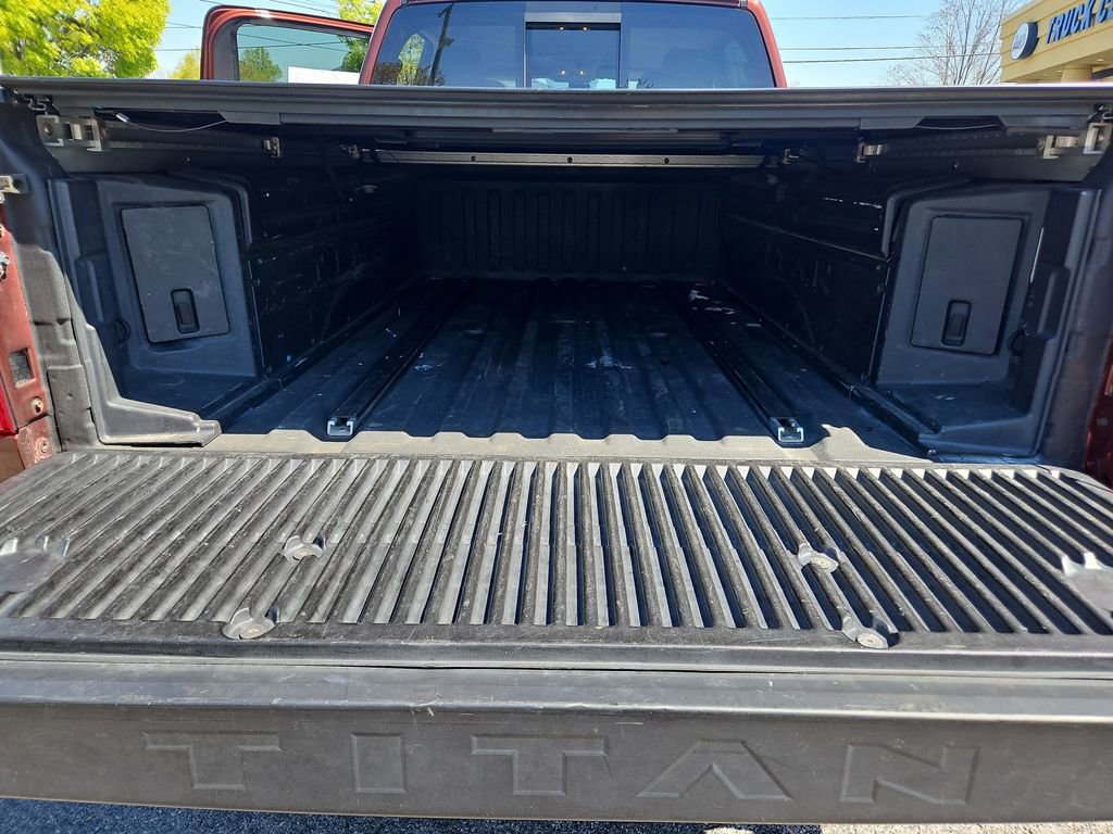Used 2016 Nissan Titan Platinum Reserve image 22
