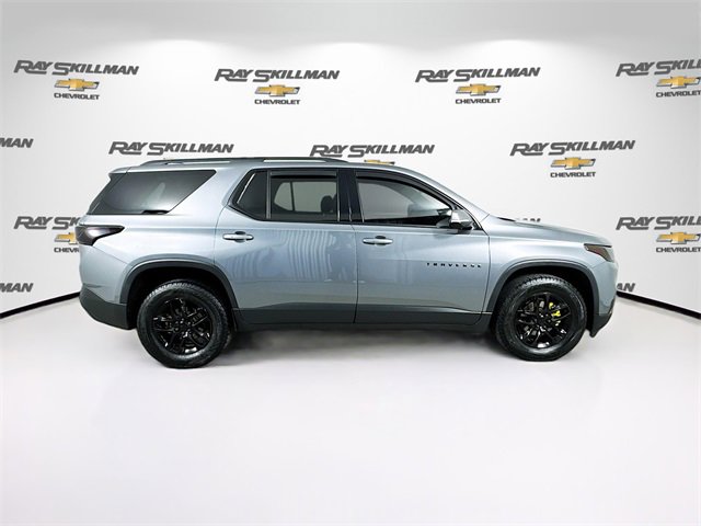 Used 2020 Chevrolet Traverse LT image 8