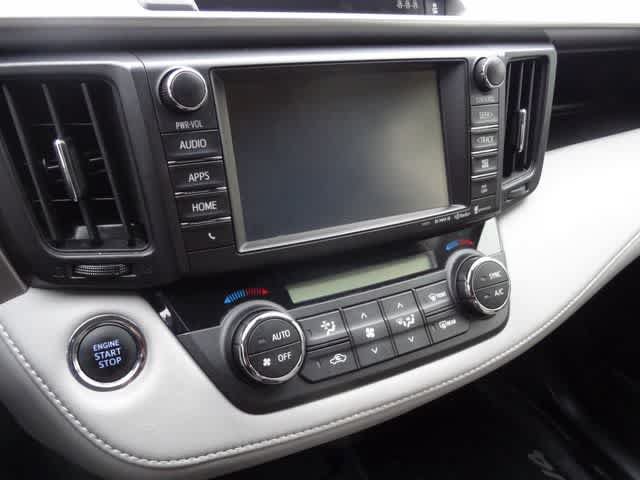 Used 2018 Toyota RAV4 Limited AWD/4WD image 14