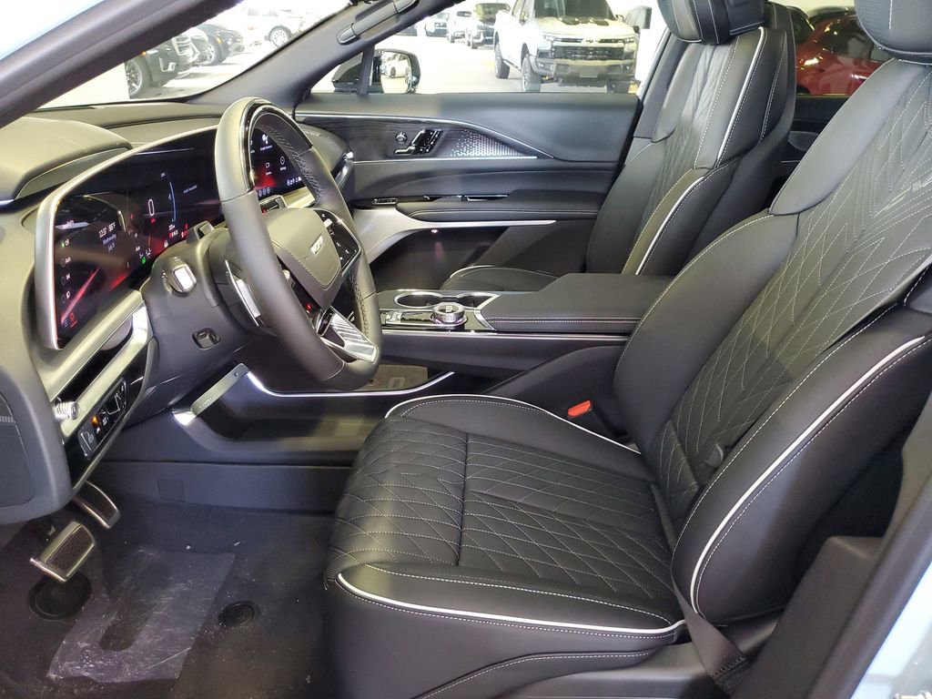 New 2026 Cadillac Lyriq V w/ Exterior Carbon Fiber Package image 17