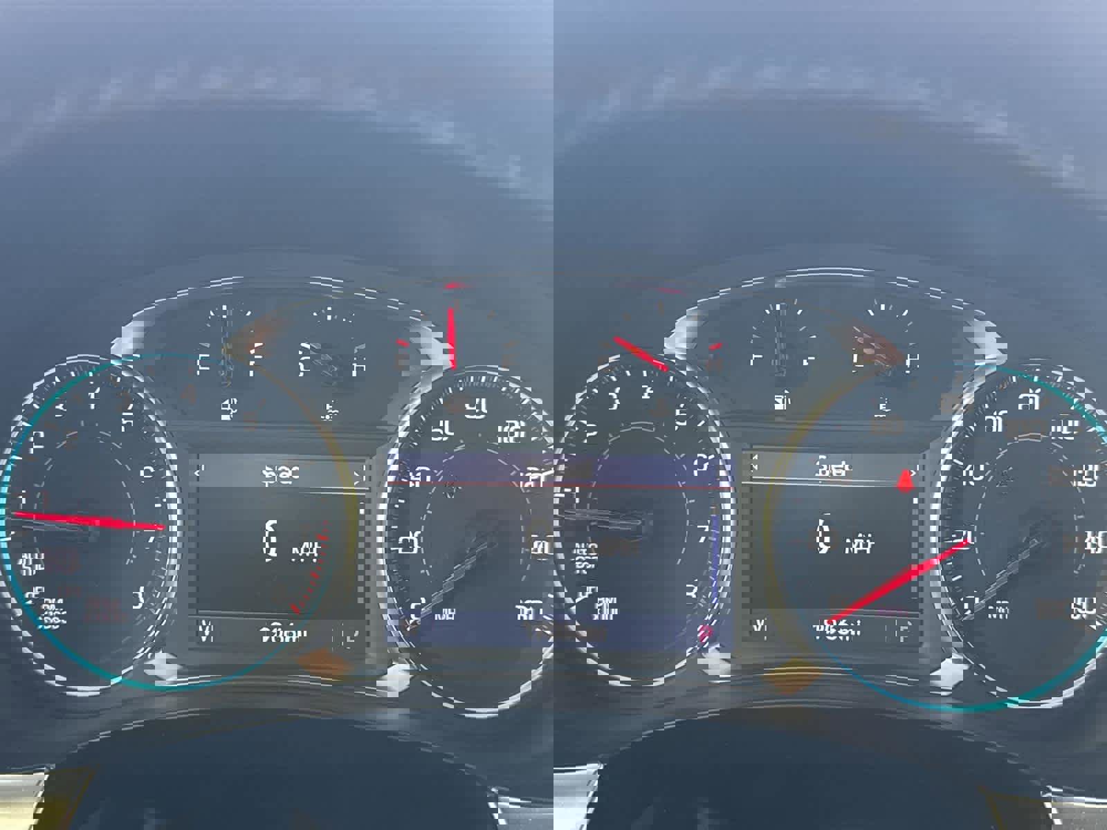 Used 2023 Chevrolet Traverse LT image 30