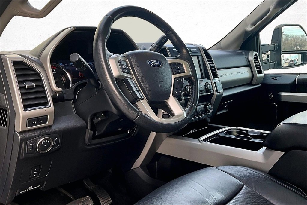 Used 2020 Ford F250 Lariat image 17