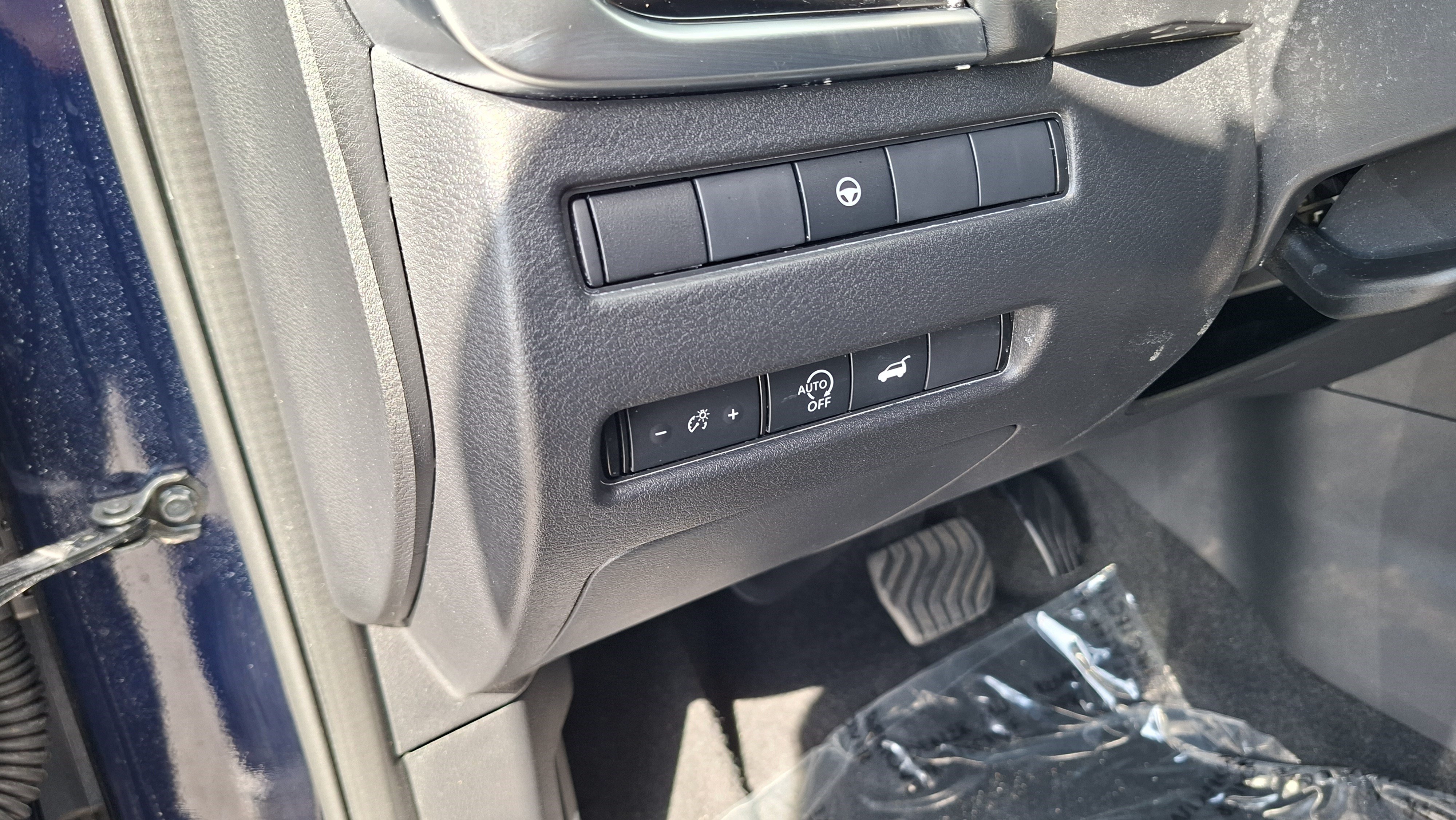 Certified 2024 Nissan Rogue SL w/ SL Premium Package FWD image 10