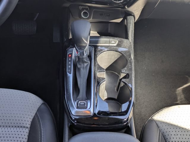 Used 2025 Chevrolet Trax LT w/ LT Convenience Package FWD image 19