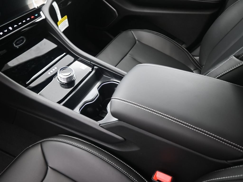 New 2026 Jeep Grand Cherokee Limited w/ Limited Altitude Package RWD image 9