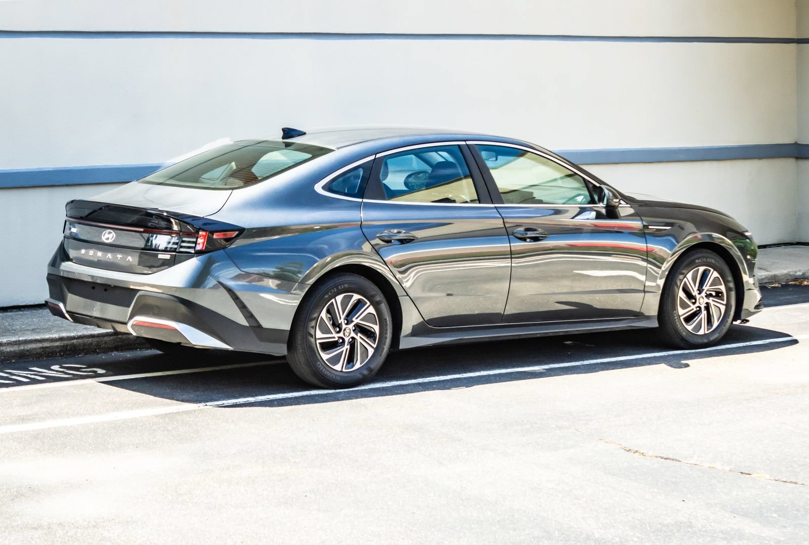 Used 2026 Hyundai Sonata Blue FWD image 8