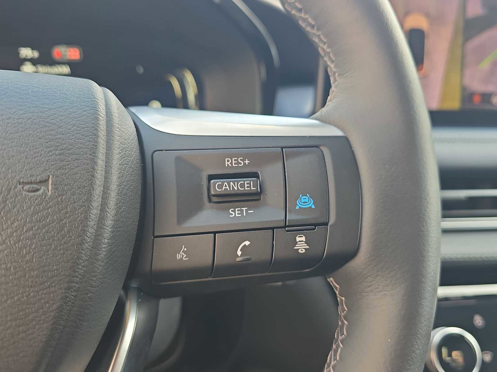 Certified 2026 INFINITI QX60 Sport w/ Dark Cargo Package image 25