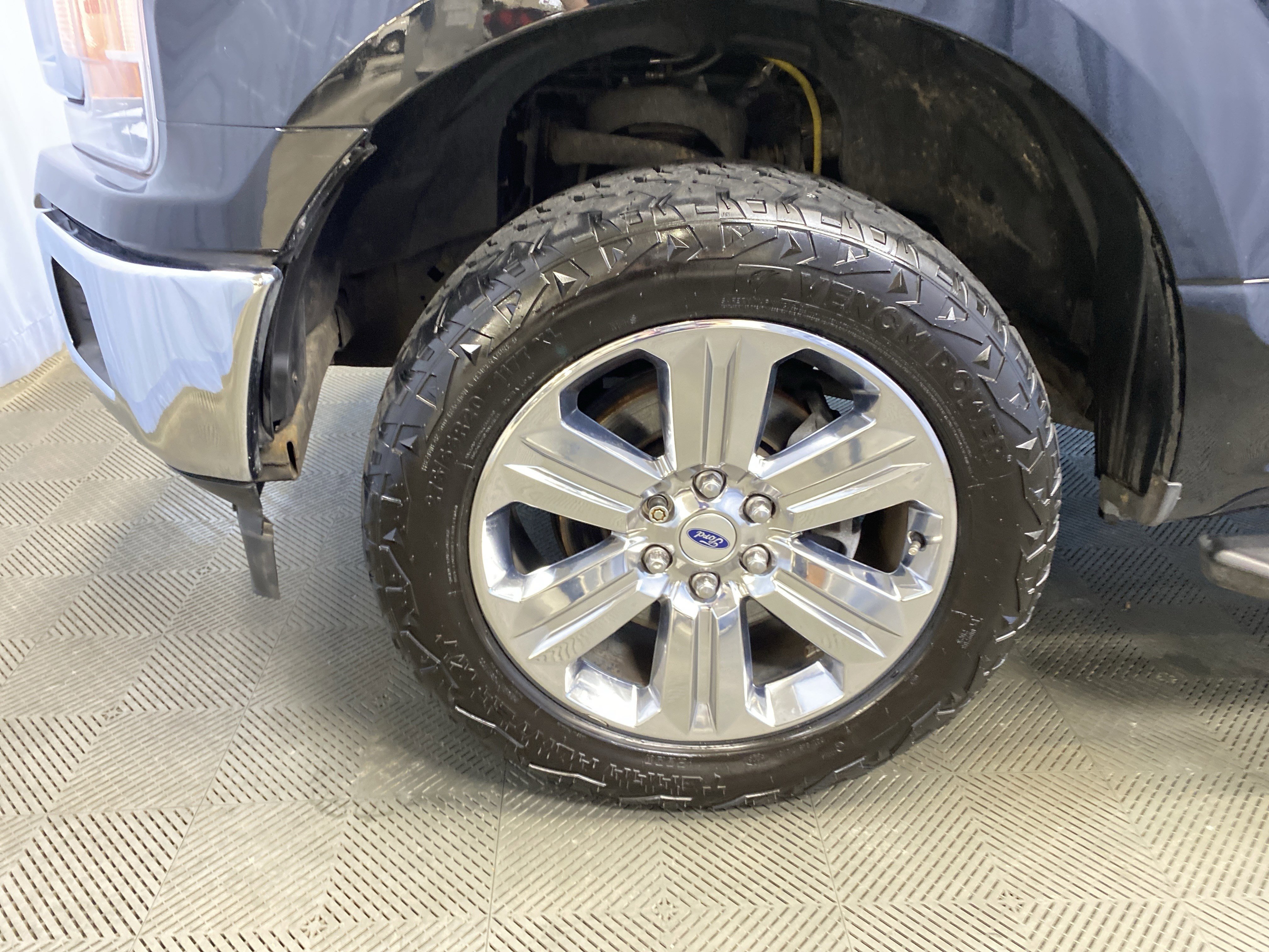 Used 2018 Ford F150 XLT w/ Equipment Group 302A Luxury image 46
