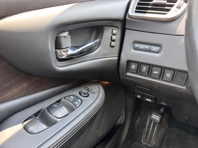 Used 2024 Nissan Murano Platinum AWD/4WD image 14