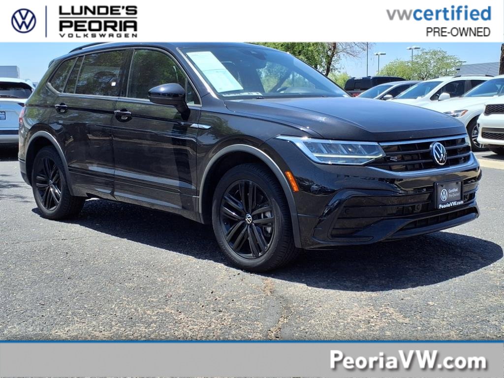 Certified 2022 Volkswagen Tiguan SE R-Line