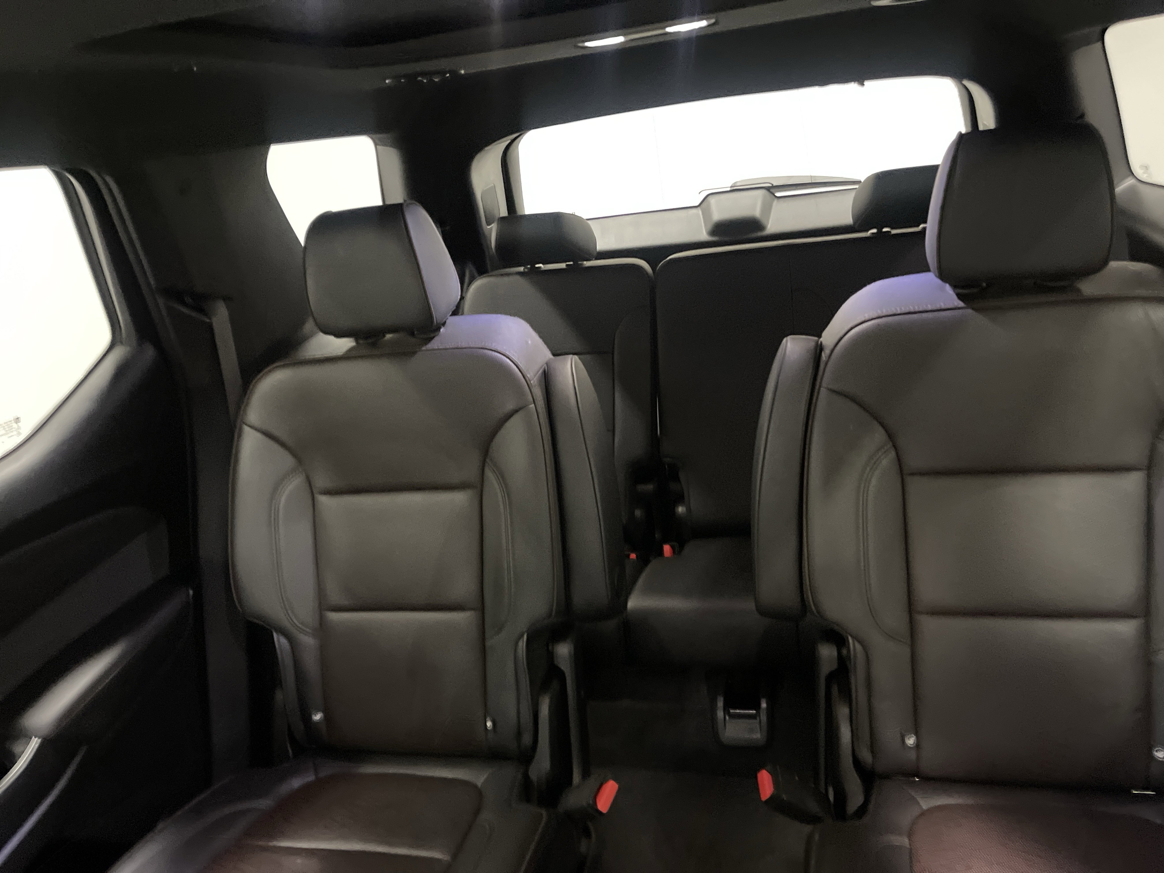 Used 2022 Chevrolet Traverse High Country AWD/4WD image 11