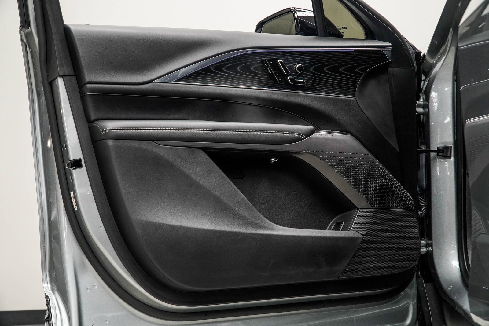 Used 2024 Cadillac Lyriq Sport w/ LPO, Floor Liner Package image 29