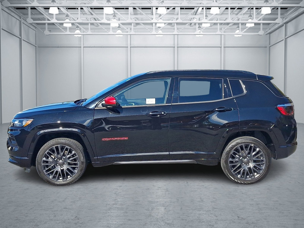 Certified 2023 Jeep Compass Limited image 2