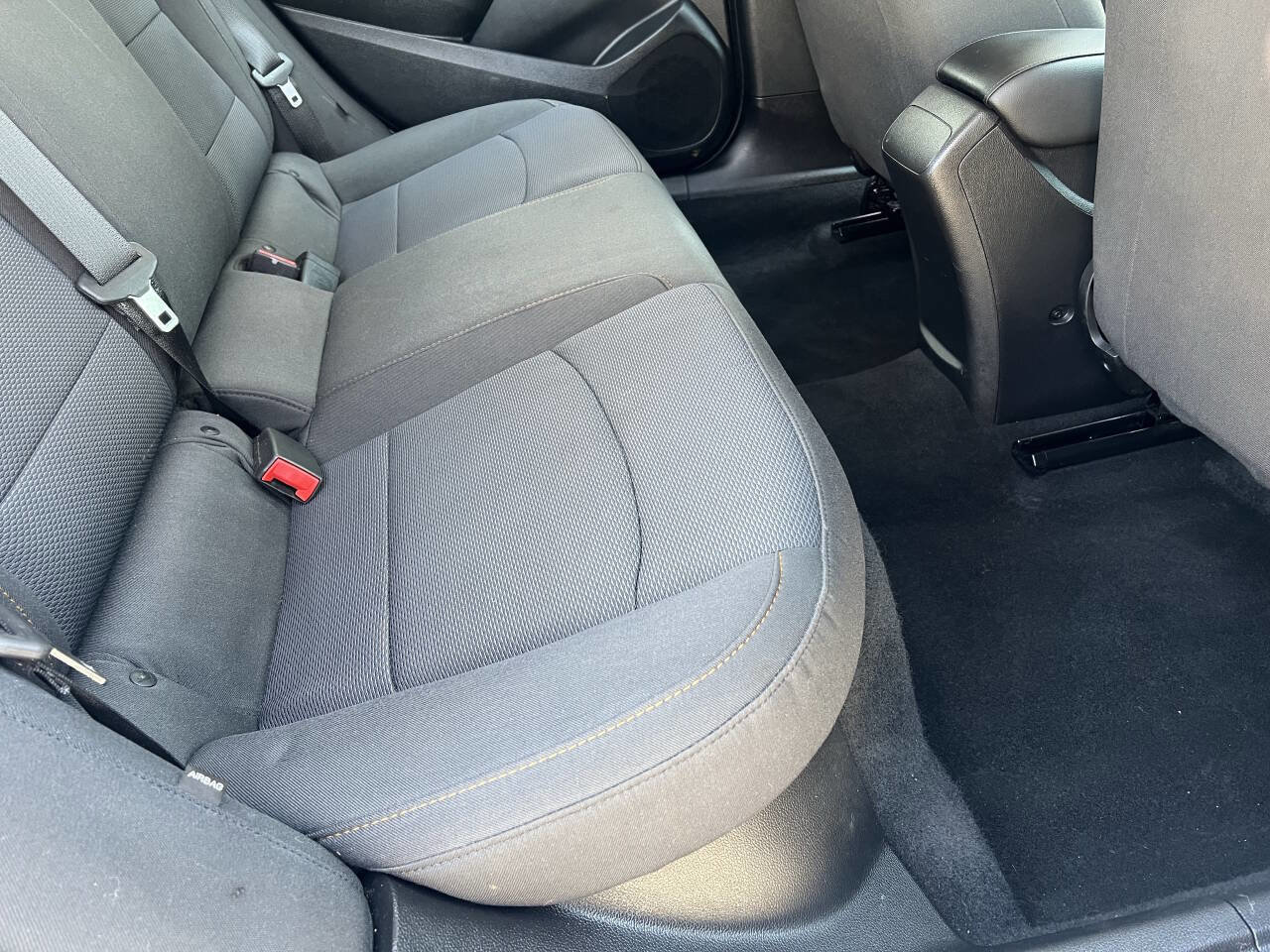 Used 2018 Chevrolet Cruze LS image 12