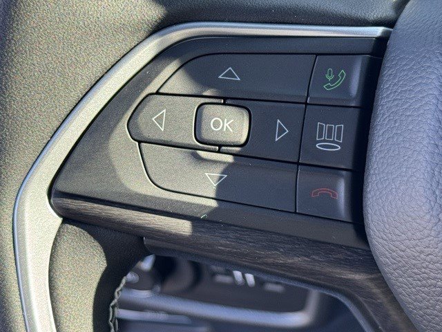 New 2025 Jeep Grand Cherokee Limited image 16