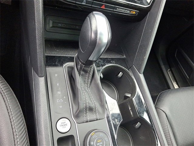 Used 2022 Volkswagen Atlas Cross Sport SEL image 18