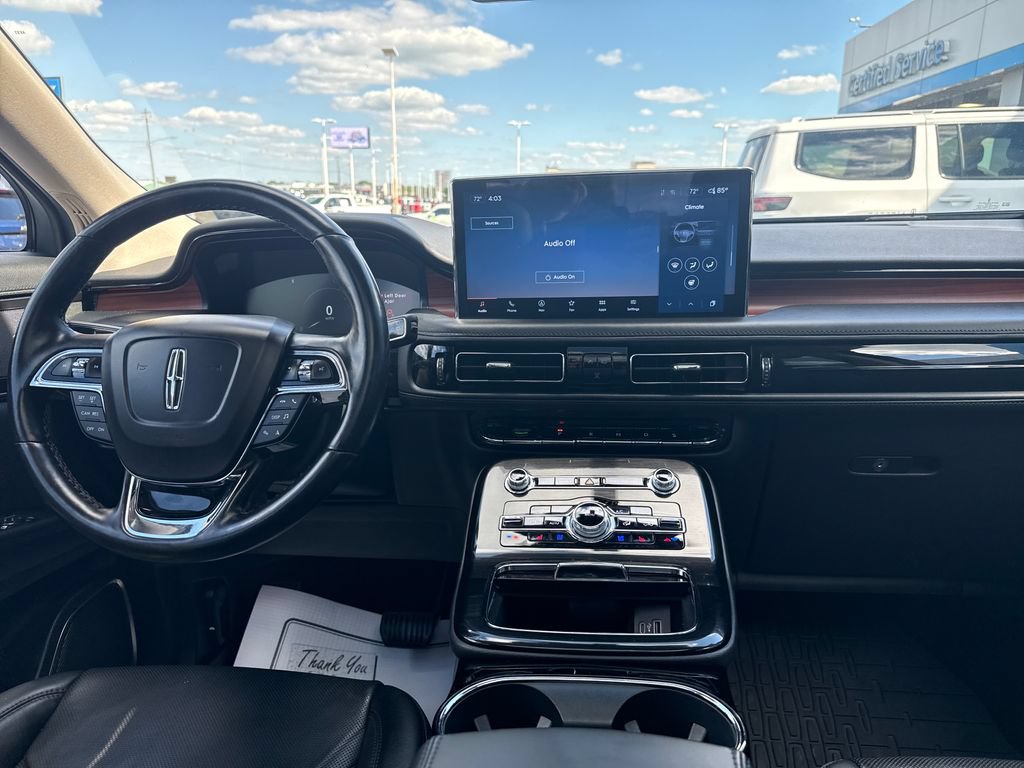 Used 2022 Lincoln Nautilus Reserve AWD/4WD image 15