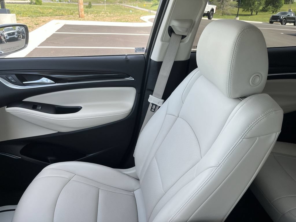 Used 2023 Buick Enclave Essence w/ LPO, Touring Package AWD/4WD image 23