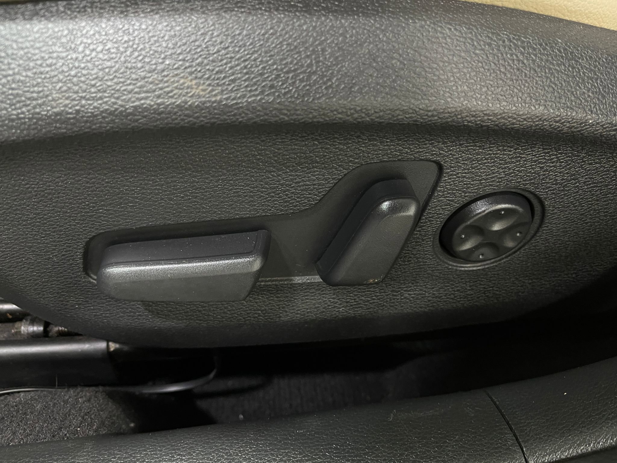 Used 2017 Hyundai Sonata Limited w/ Tech Package 03 FWD image 17