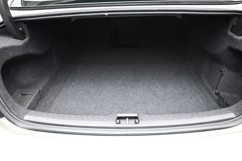 Used 2020 Volvo S60 T5 Momentum FWD image 17