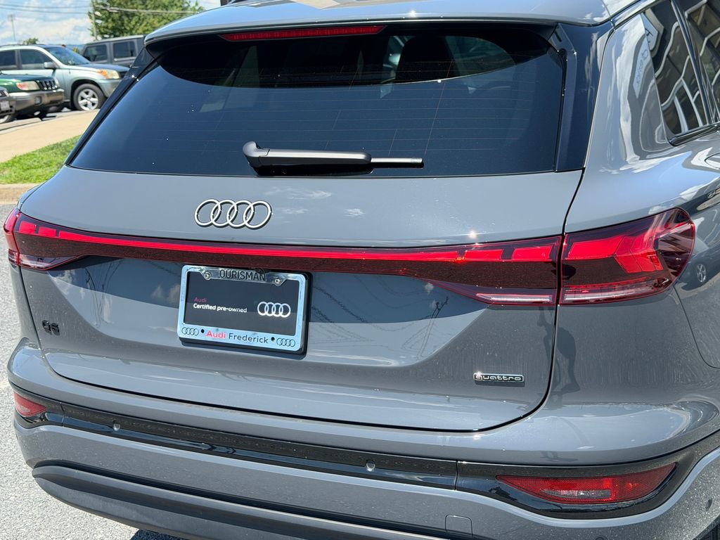 Certified 2025 Audi Q6 e-tron Premium Plus w/ Premium Plus AWD/4WD image 11