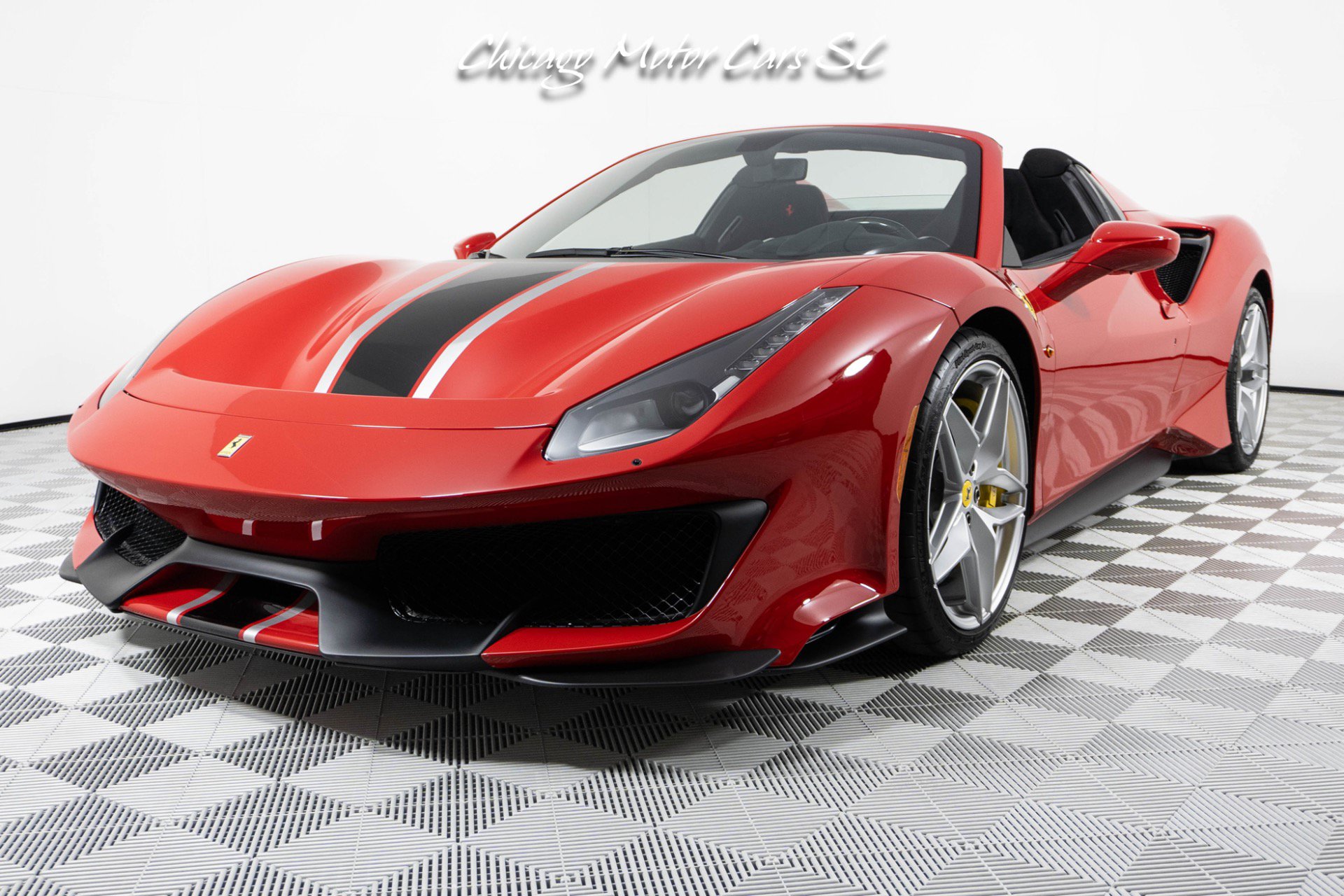 Used 2020 Ferrari 488 Pista Spider RWD image 8