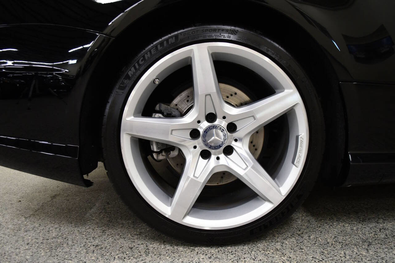 Used 2016 Mercedes-Benz SL 550 SL 550 2dr Convertible image 33