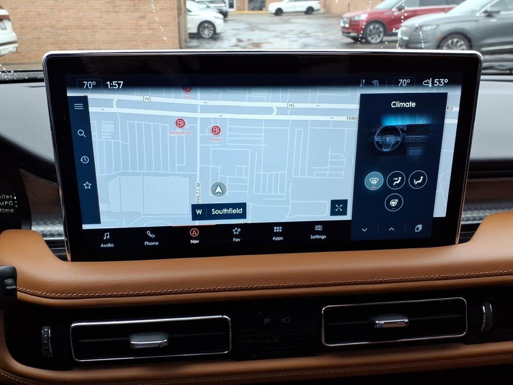 Used 2022 Lincoln Nautilus Black Label AWD/4WD image 18