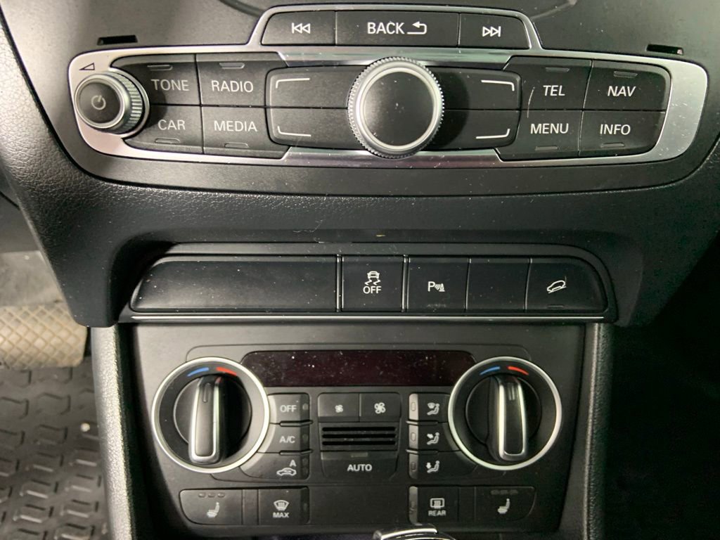 Used 2018 Audi Q3 2.0T Premium image 26