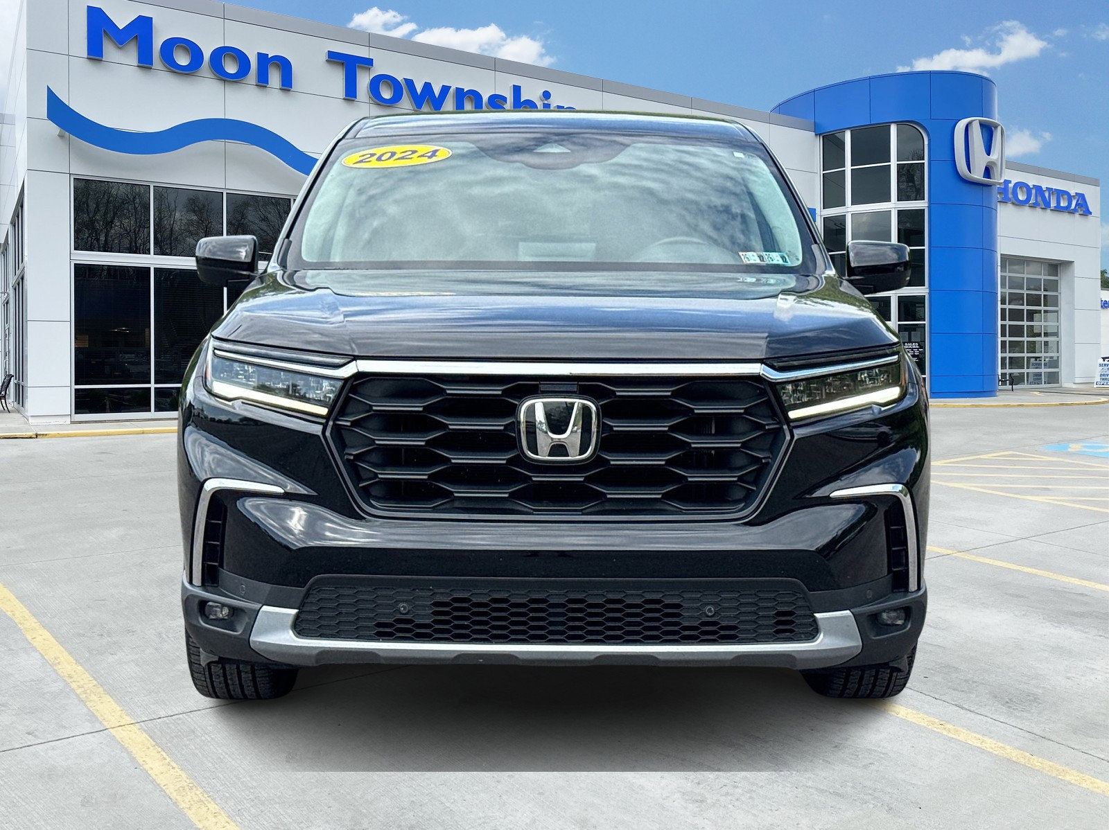 Used 2024 Honda Pilot EX-L image 2