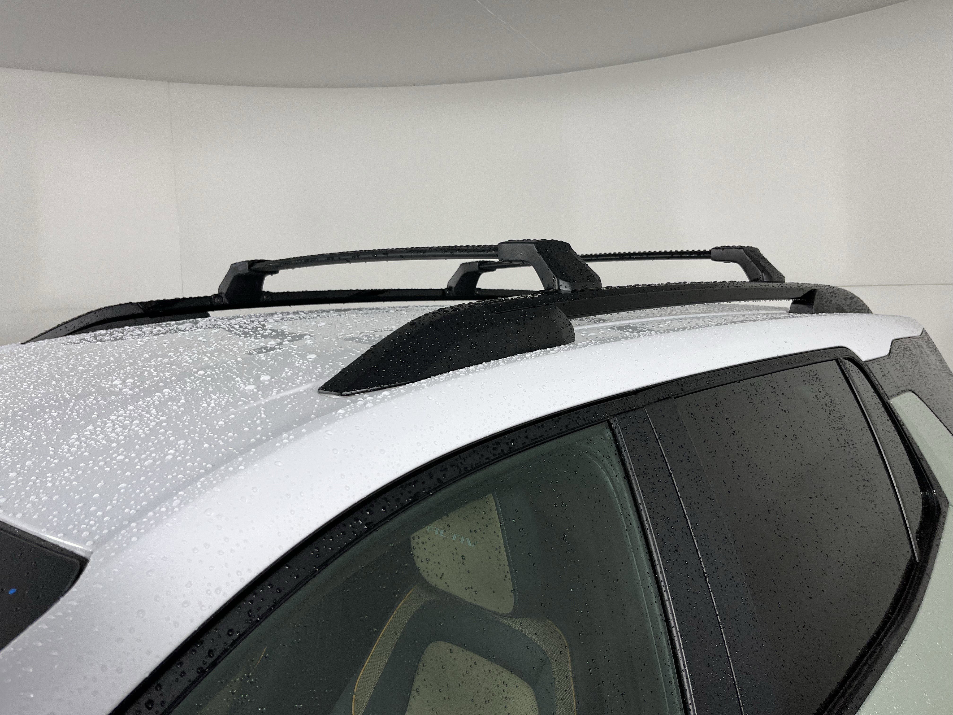 Used 2025 Chevrolet Equinox ACTIV w/ Convenience Package III image 9