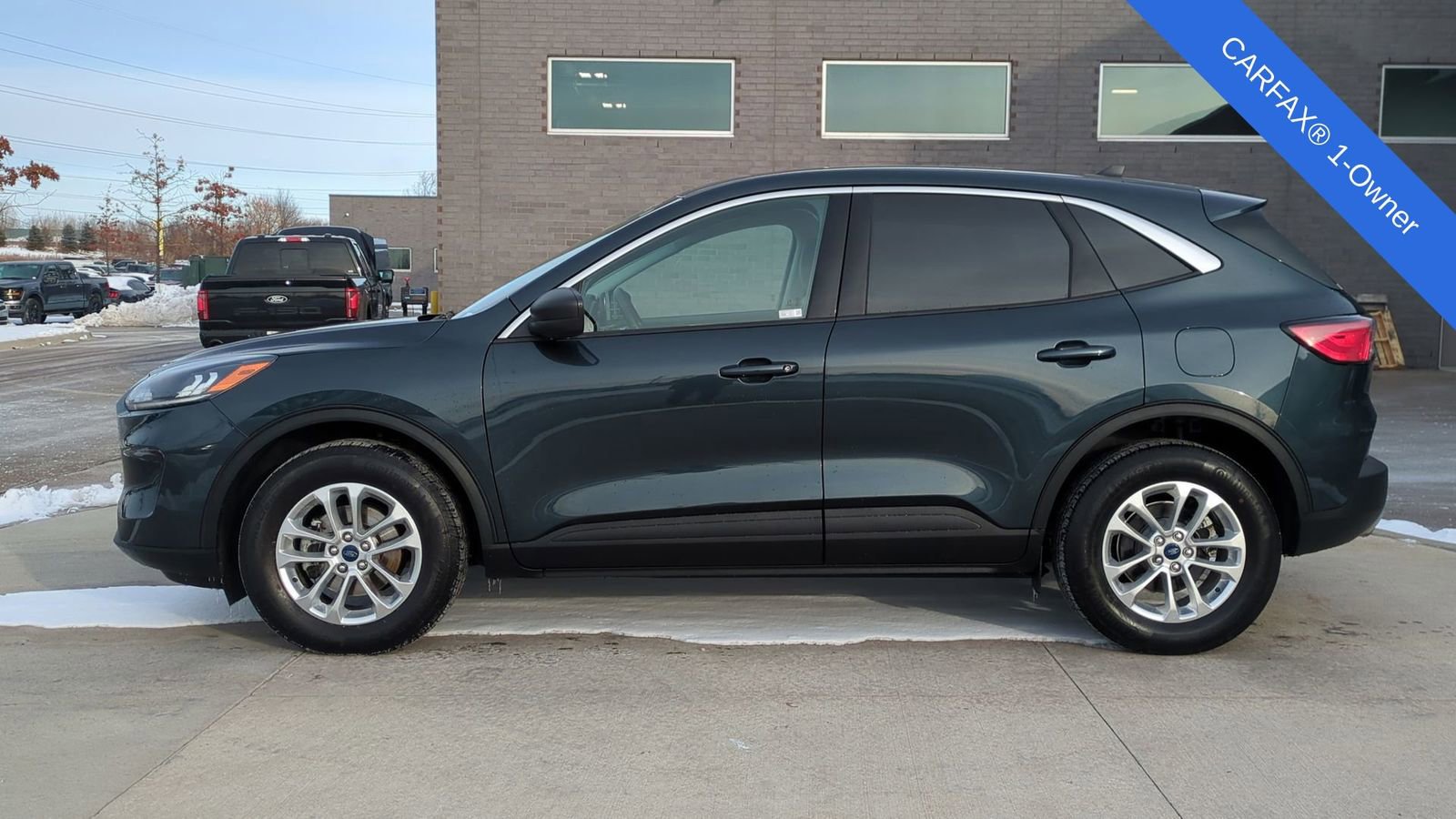 Used 2022 Ford Escape SE w/ Convenience Package image 2