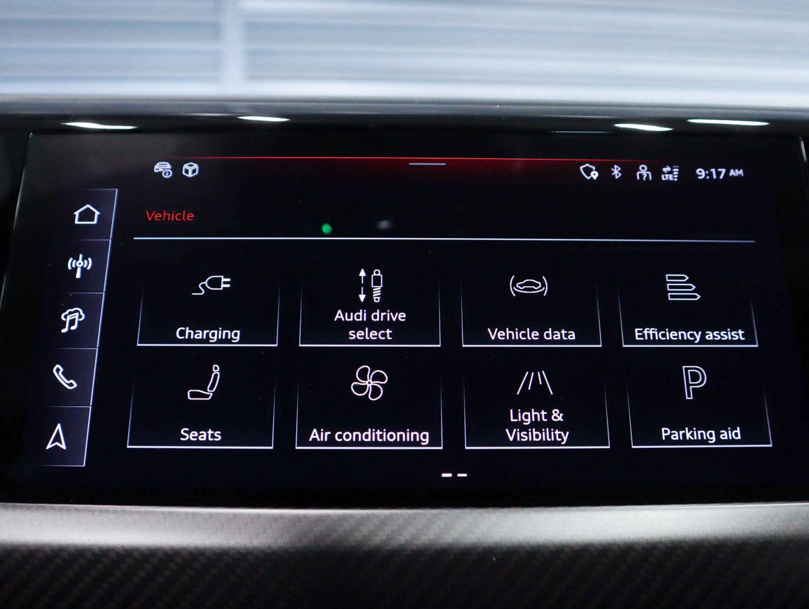 Used 2024 Audi RS e-tron GT w/ Carbon Performance Package image 24