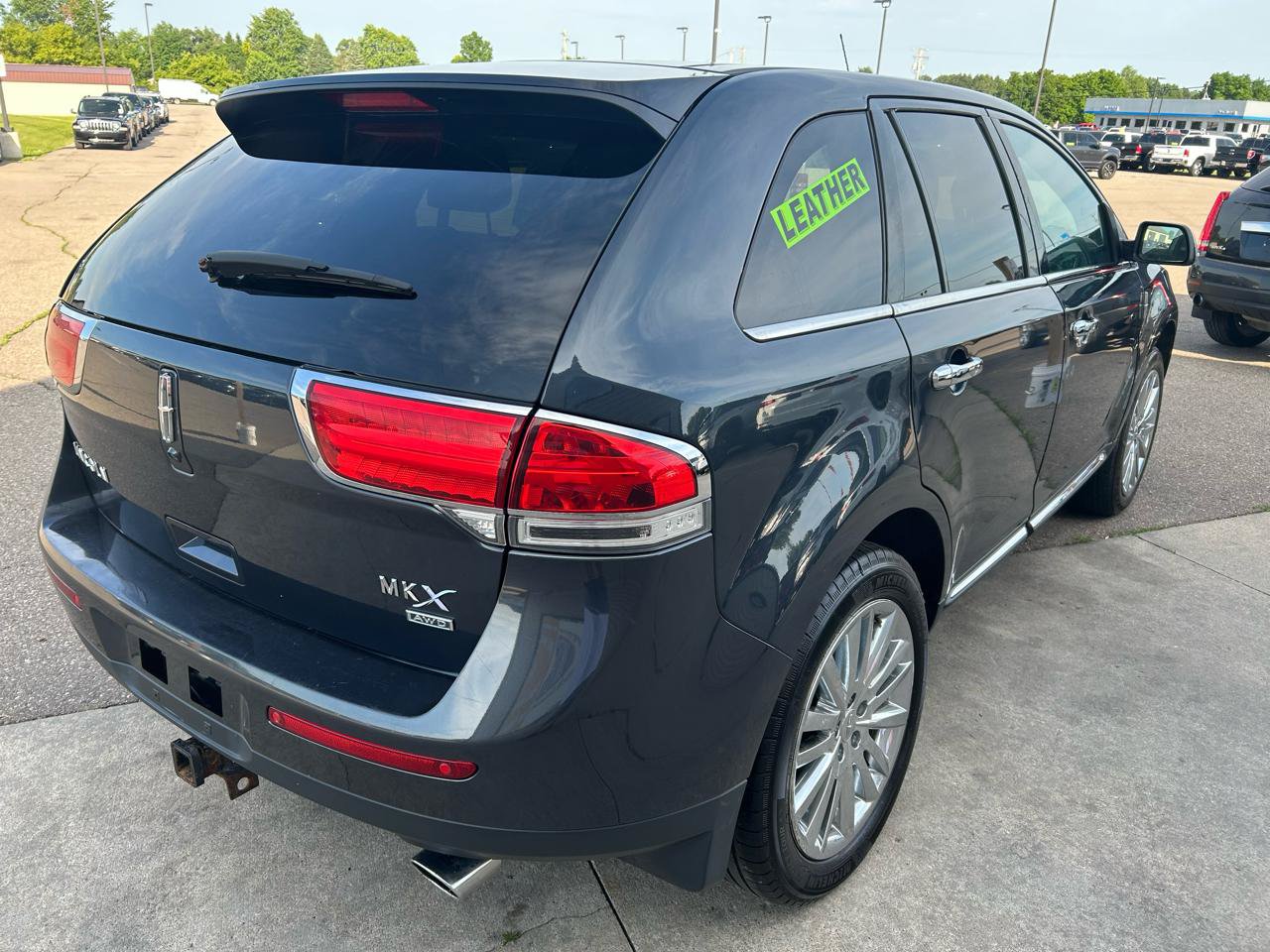 Used 2013 Lincoln MKX AWD image 5