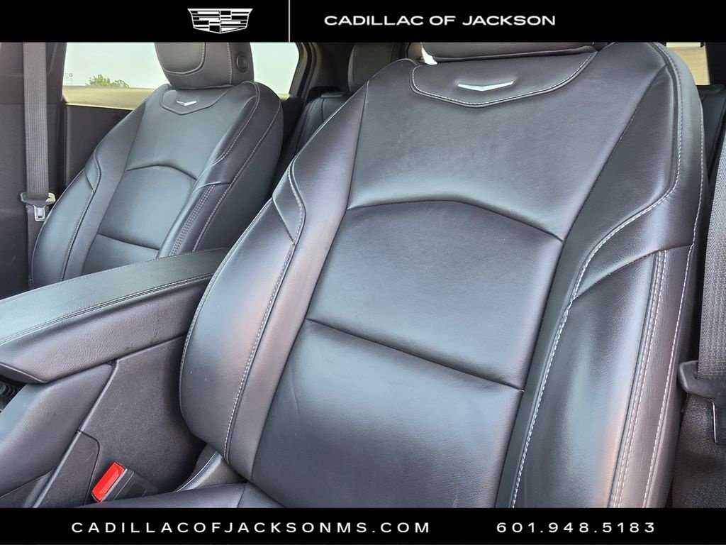Certified 2025 Cadillac XT4 Premium Luxury AWD/4WD image 14