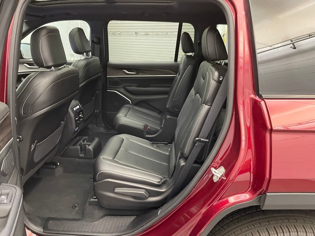 New 2025 Jeep Grand Cherokee L Limited w/ Black Appearance Package RWD image 18