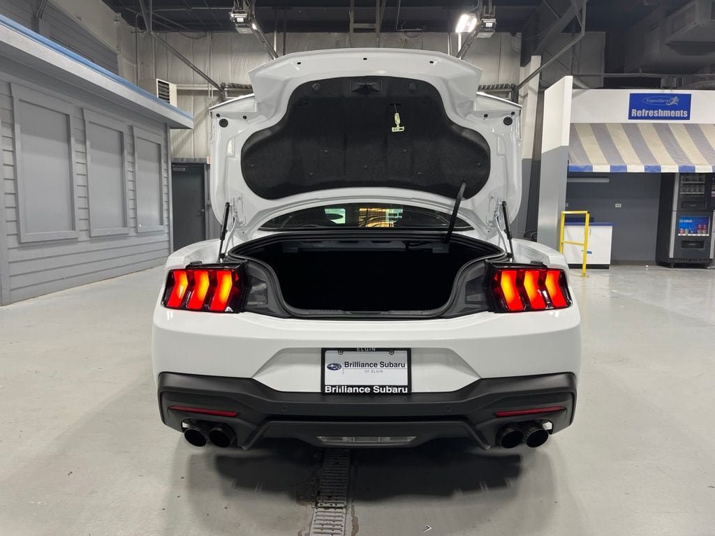 Used 2024 Ford Mustang GT Premium RWD image 9