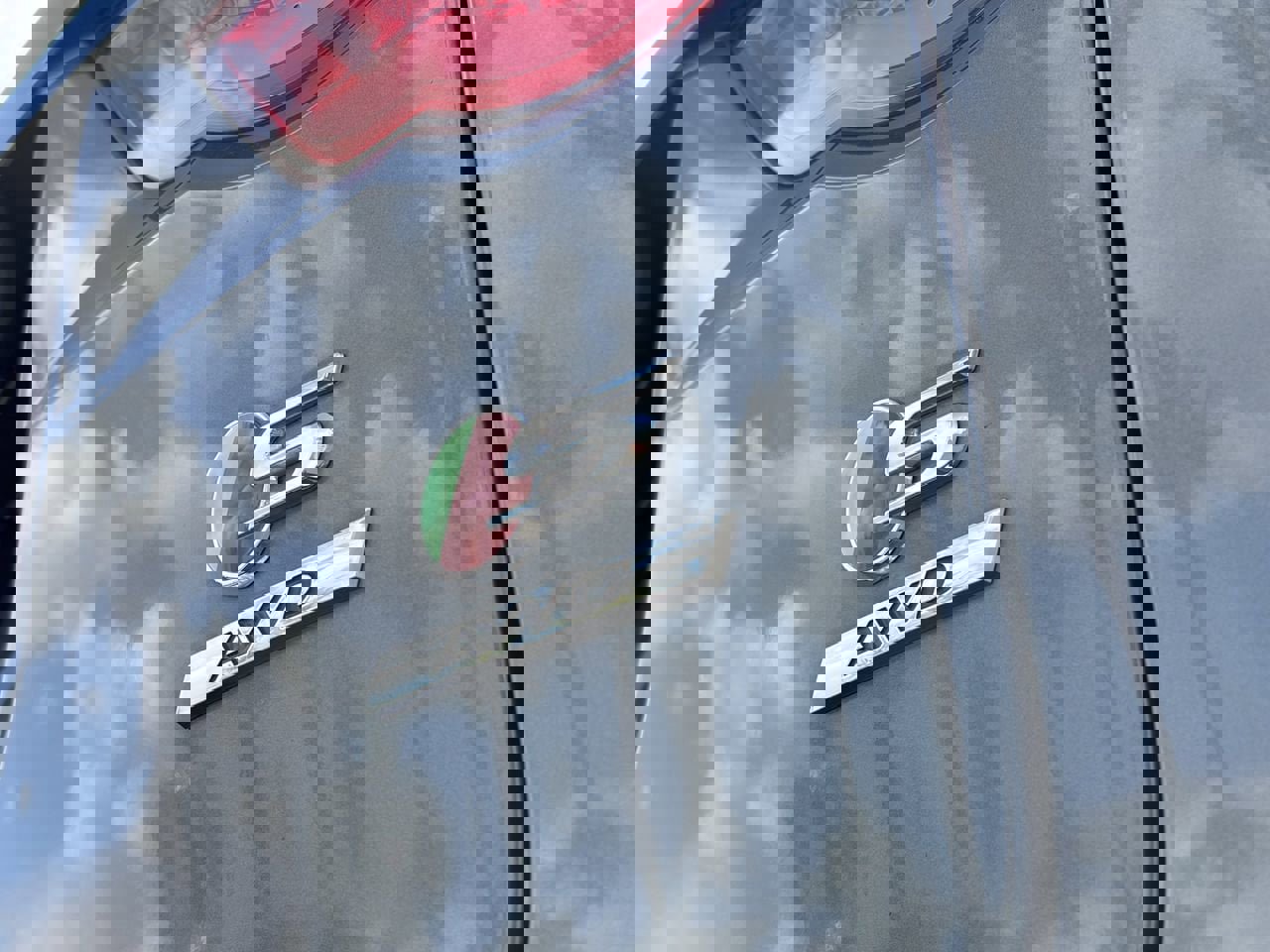 Used 2019 Jaguar F-PACE S image 6