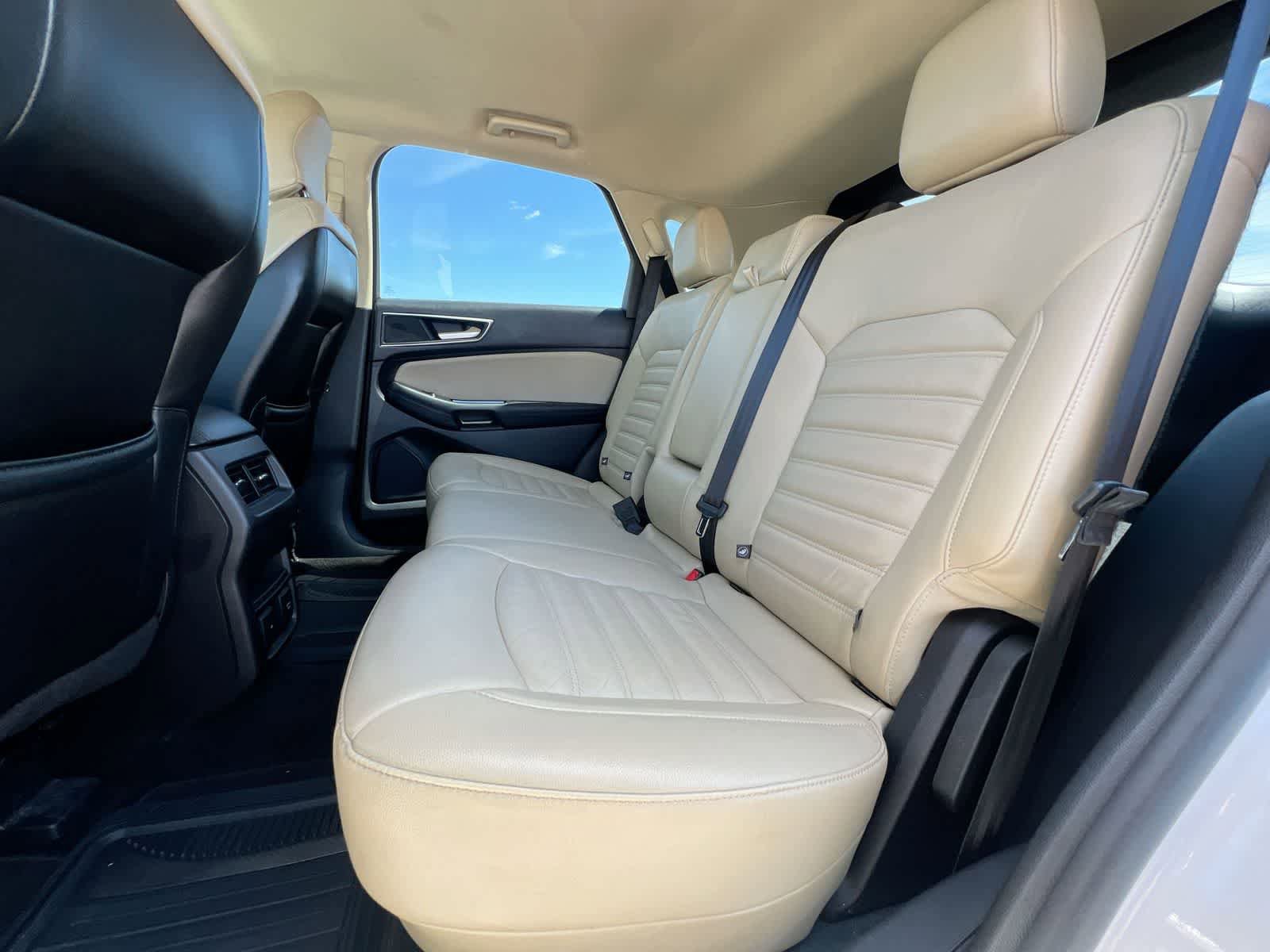 Used 2015 Ford Edge SEL w/ Equipment Group 201A FWD image 19