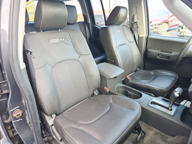 Used 2013 Nissan Xterra PRO-4X w/ Pro-4x Leather Pkg image 20