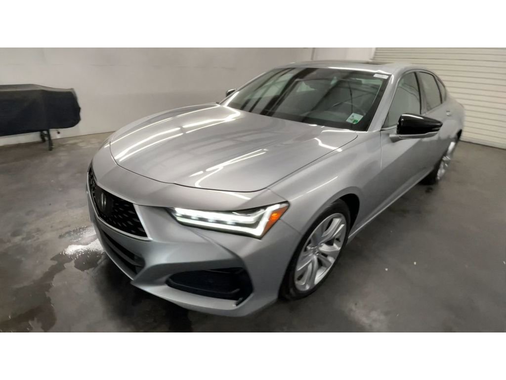 Used 2022 Acura TLX w/ Technology Package image 4