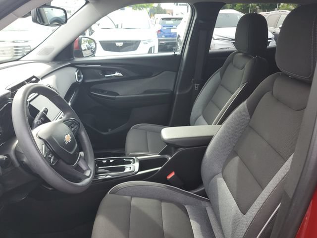 Certified 2021 Chevrolet TrailBlazer LT w/ Convenience Package FWD image 16